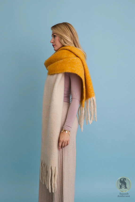 Cozy Solid Two Tone Tassel Scarf