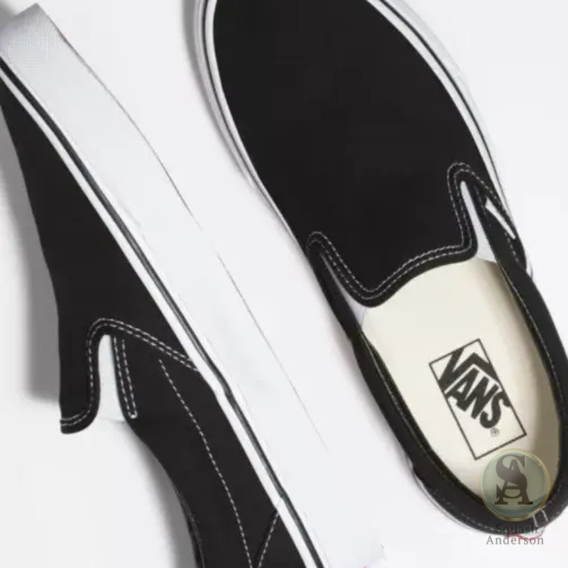 Vans Classic Slip-On Black/White Shoe